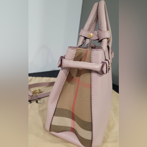 Authentic Burberry Banner Handbag in Smokey Lavender Rose Colour - Picture 8 of 11